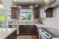 21151 78B AVENUE - thumbnail 13