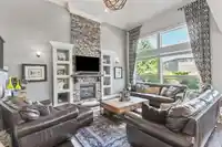 21151 78B AVENUE - thumbnail 3