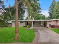 34206 WOODBINE CRESCENT - thumbnail 1