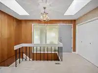 34206 WOODBINE CRESCENT - thumbnail 3