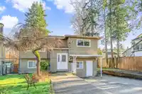 8076 139A STREET - thumbnail 1