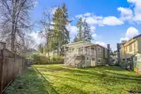 8076 139A STREET - thumbnail 31
