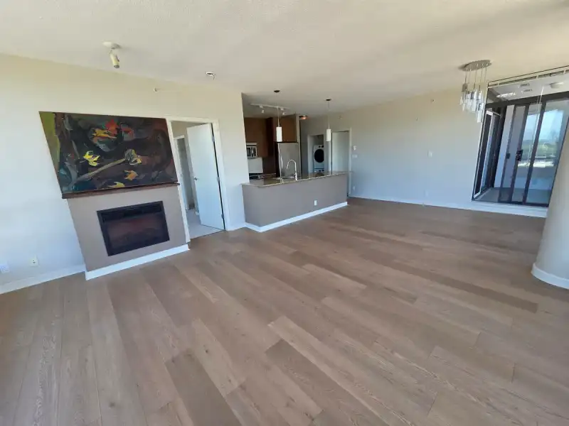 1908 400 CAPILANO ROAD - photo 1 of 40