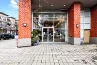 1908 400 CAPILANO ROAD - thumbnail 4