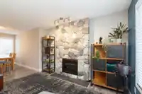2373 WAKEFIELD COURT - thumbnail 4