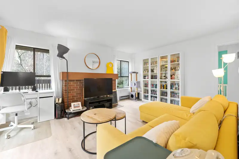 125 7431 MINORU BOULEVARD - photo 2 of 40
