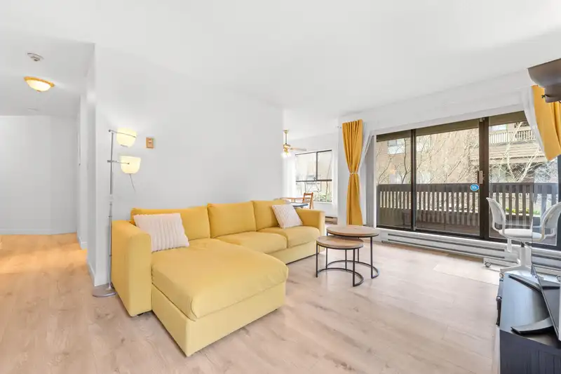 125 7431 MINORU BOULEVARD - photo 3 of 40