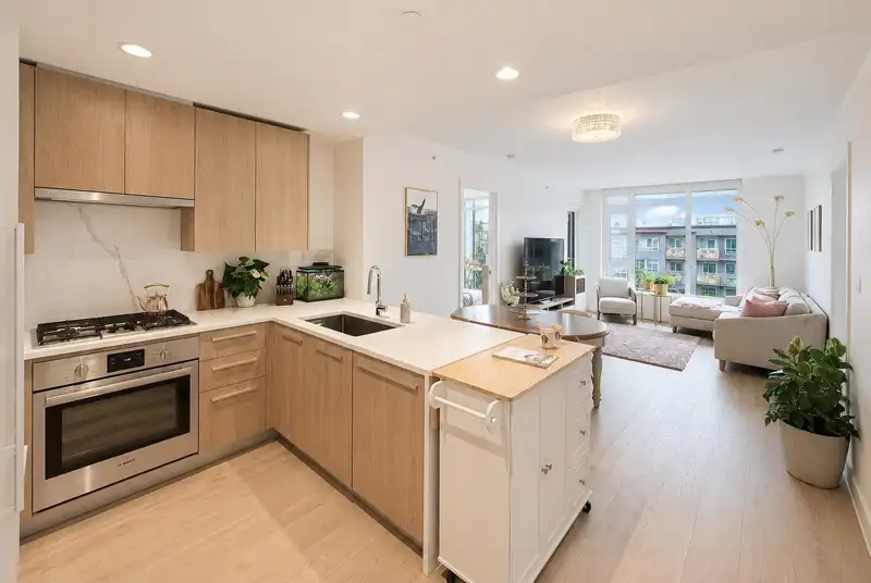305 2707 LIBRARY LANE - photo 1 of 38