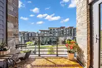 305 2707 LIBRARY LANE - thumbnail 10
