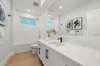3851 201 STREET - thumbnail 11