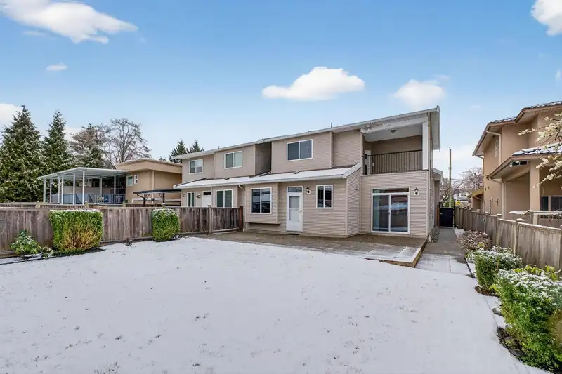 5251 CHESHAM AVENUE - photo 2 of 32