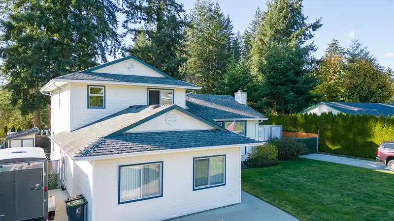 5619 CURTIS PLACE - photo 2 of 38