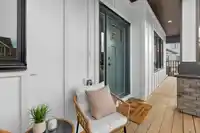 4 6828 208A STREET - thumbnail 2