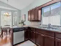 72 9012 WALNUT GROVE DRIVE - thumbnail 5