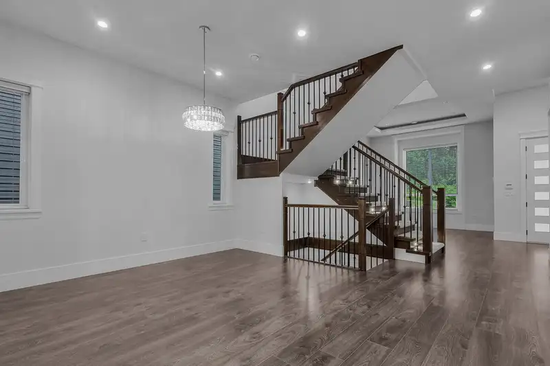 17163 0A AVENUE - photo 3 of 34