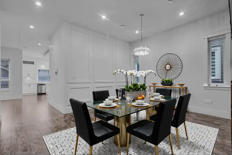 17163 0A AVENUE - photo 4 of 34