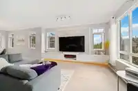 136 1350 MITCHELL STREET - thumbnail 3