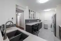 217 15275 19 AVENUE - thumbnail 6