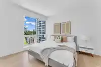 1106 1500 MARTIN STREET - thumbnail 17