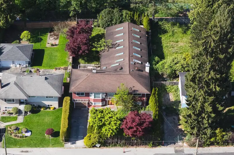 619 HARRISON AVENUE - photo 2 of 4