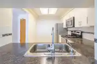 907 6055 NELSON AVENUE - thumbnail 10