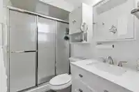 22759 BALABANIAN CIRCLE - thumbnail 32