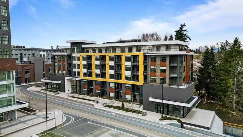 110 27249 ALDERGROVE TOWN CENTER DRIVE - photo 3 of 31