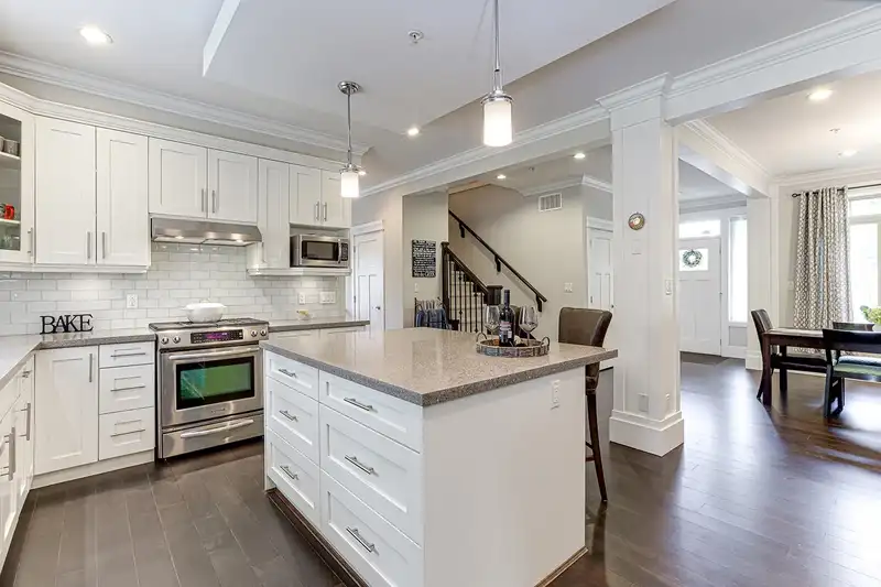 3968 ROBIN PLACE - photo 4 of 39