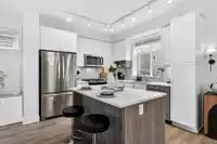 54 9688 162A STREET - thumbnail 7