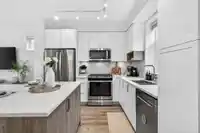 54 9688 162A STREET - thumbnail 8