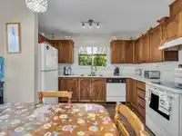 59 1400 164 STREET - thumbnail 9