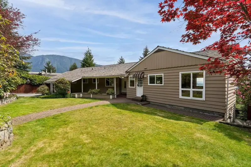 606 HAWSTEAD PLACE - photo 1 of 39