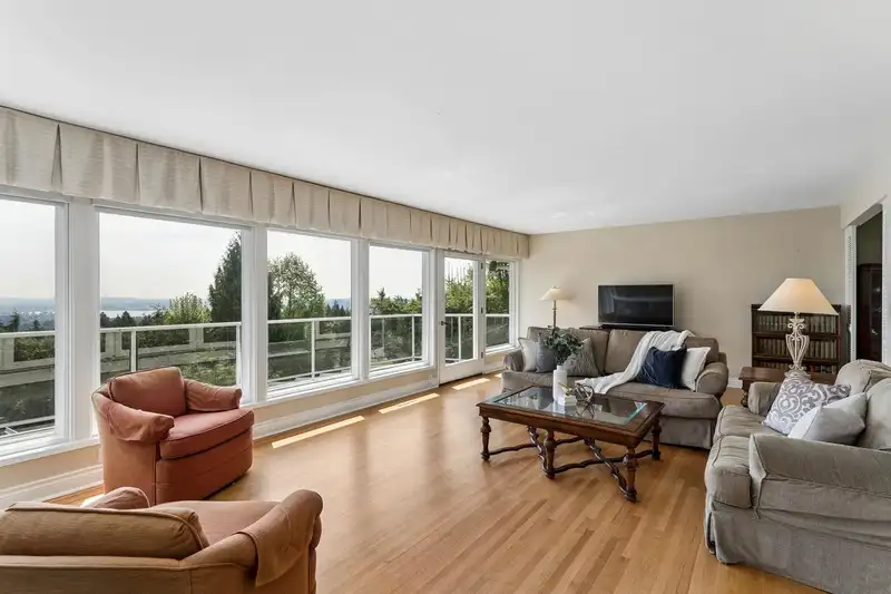 606 HAWSTEAD PLACE - photo 4 of 39