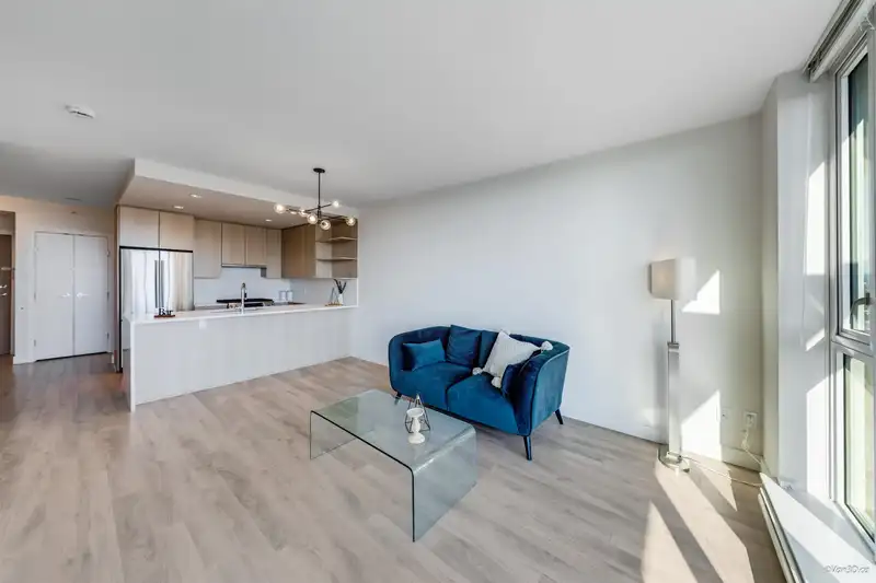 1901 8288 GRANVILLE AVENUE - photo 3 of 27