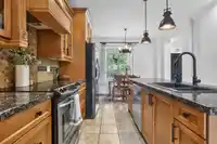 19289 69 AVENUE - thumbnail 9