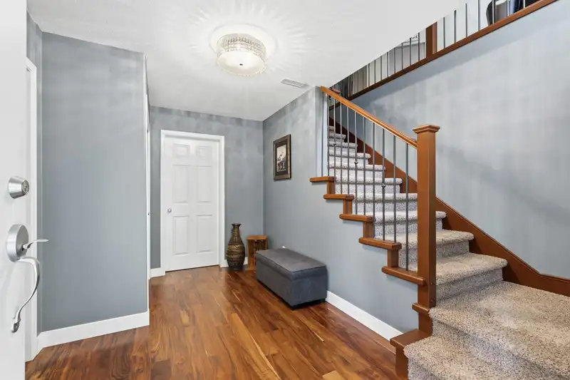 11377 CREEKSIDE STREET - photo 2 of 37