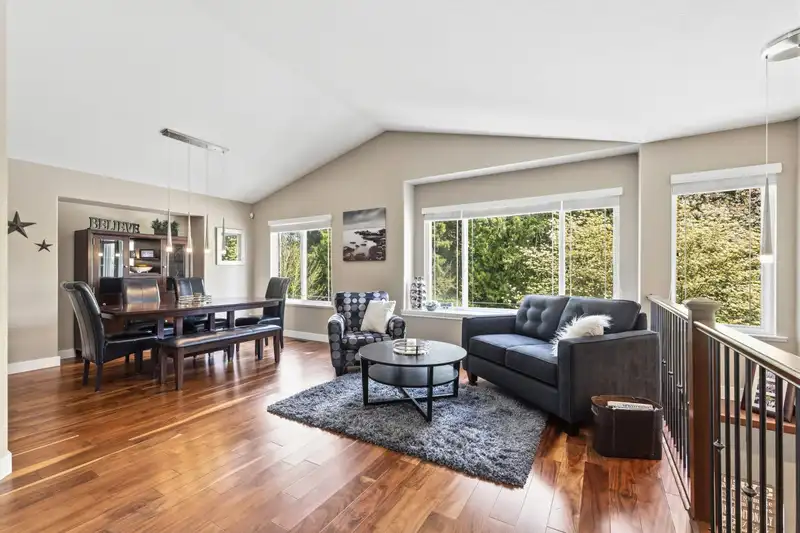 11377 CREEKSIDE STREET - photo 3 of 37