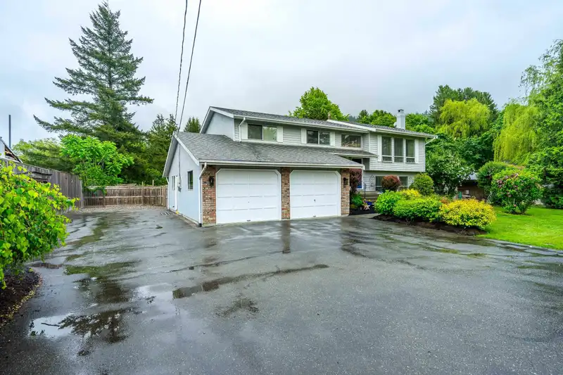 4440 WILSON ROAD - photo 4 of 40