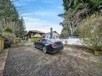12988 18 AVENUE - thumbnail 5
