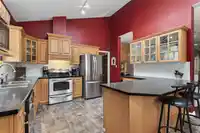9023 207A STREET - thumbnail 2