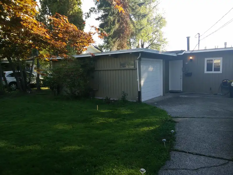 3944 INVERNESS STREET - photo 2 of 14