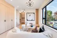 2 968 E 55TH AVENUE - thumbnail 4