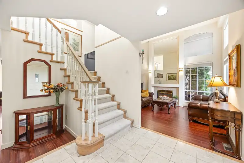 14969 24A AVENUE - photo 2 of 35
