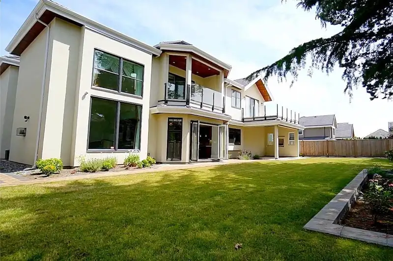 6700 MAPLE ROAD - photo 2 of 19