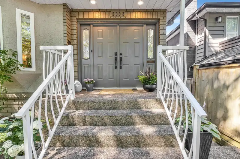 3333 W 29TH AVENUE - photo 4 of 6