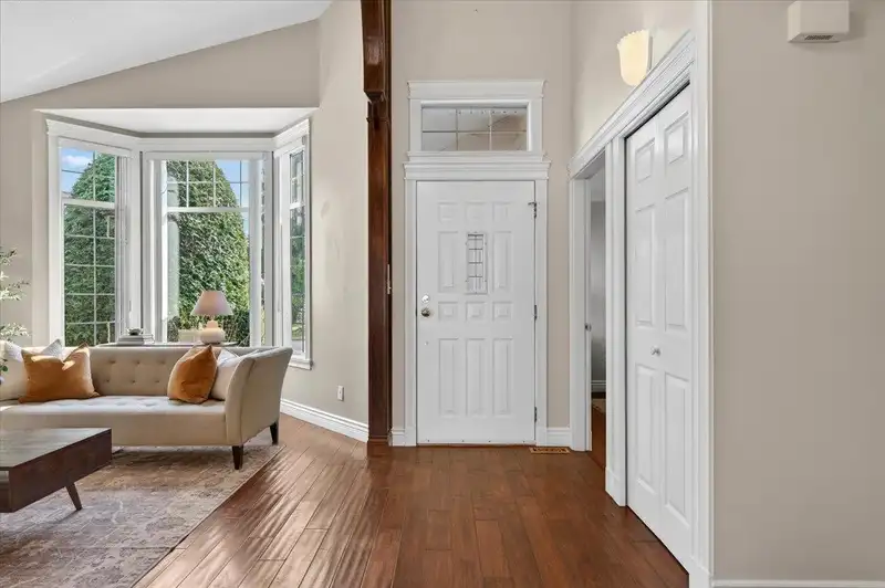 139 9012 WALNUT GROVE DRIVE - photo 2 of 40