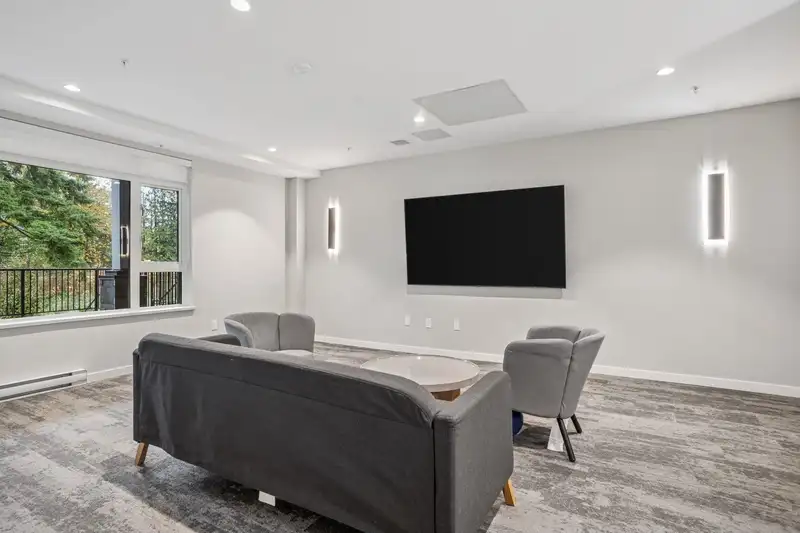 501 14257 103A AVENUE - photo 3 of 7