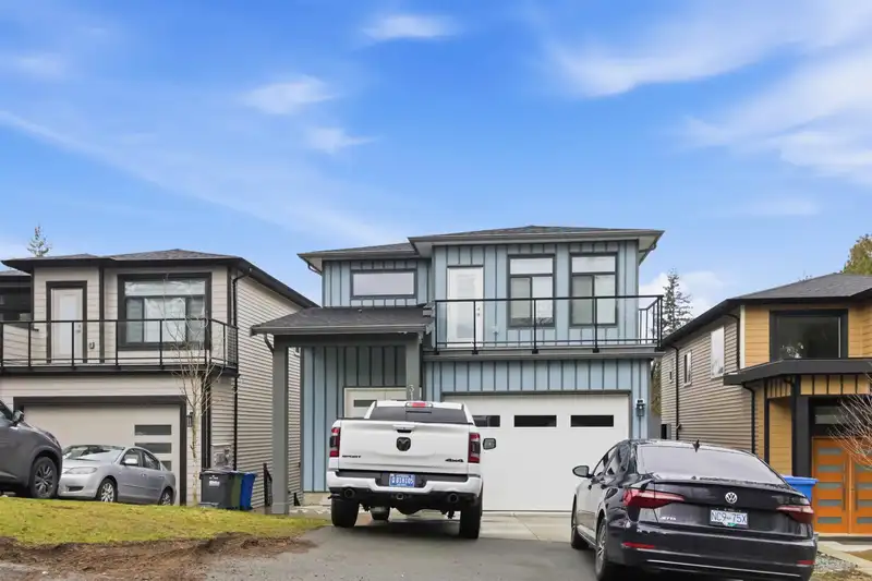 31705 UPLAND CRESCENT - photo 1 of 37