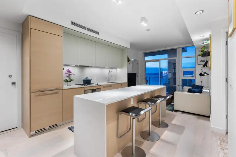 3601 1289 HORNBY STREET - photo 1 of 34