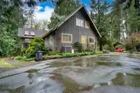 20017 FERNRIDGE CRESCENT - thumbnail 2